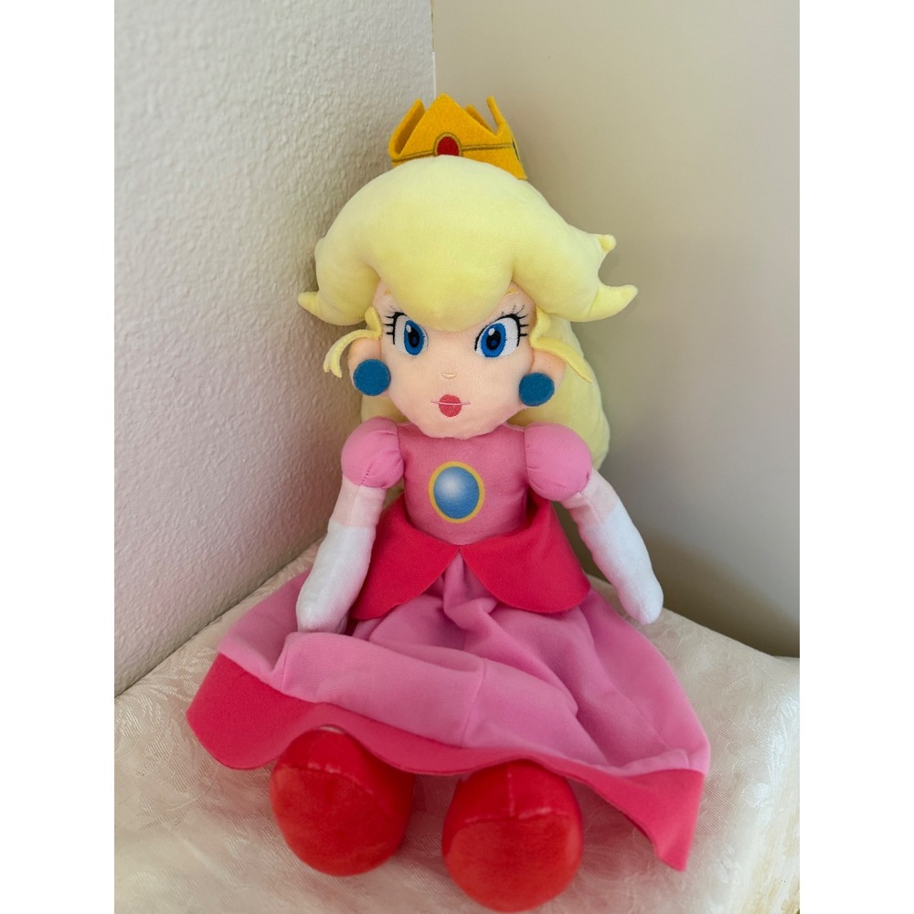 Nintendo Super Mario Princess Peach Plush 18 inch Pink Dress Stuffed Toy